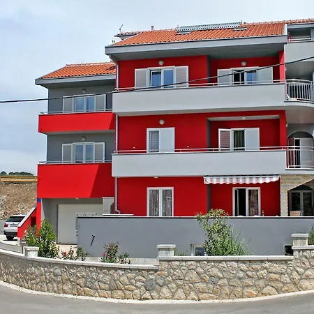 3283a Apartment *